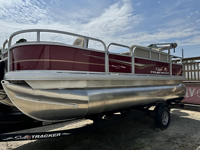 BOATZON | 2024 Sun Tracker Bass Buggy 18 DLX