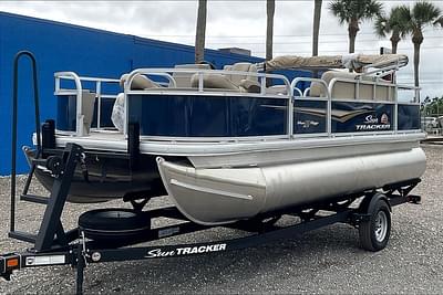 BOATZON | Sun Tracker Bass Buggy 18 DLX 2025 BOATZON | Sun Tracker Bass Buggy 18 DLX 2025