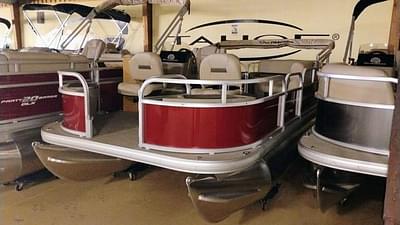 BOATZON | Sun Tracker Bass Buggy 18 DLX 2025