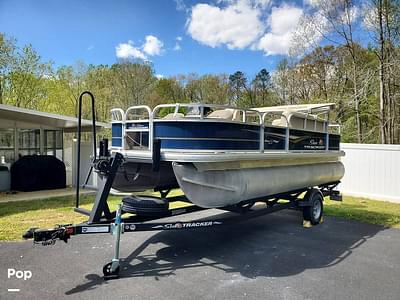 BOATZON | Sun Tracker Bass Buggy 18 DLX BOATZON | Sun Tracker Bass Buggy 18 DLX