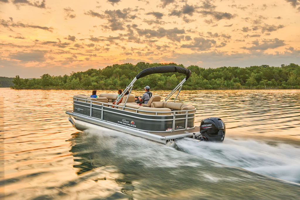 2026 Sun Tracker FB 22 - Sold Boat