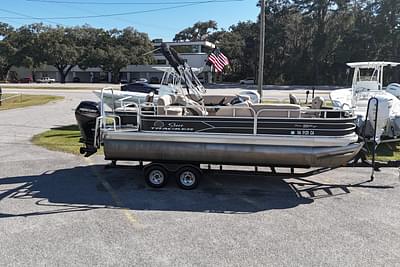 BOATZON | 2017 Sun Tracker Fishin. Barge 20 DLX