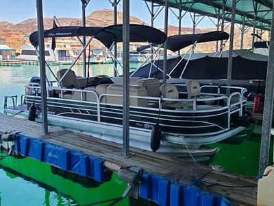 BOATZON | 2021 Sun Tracker Fishin. Barge 20 DLX BOATZON | 2021 Sun Tracker Fishin. Barge 20 DLX