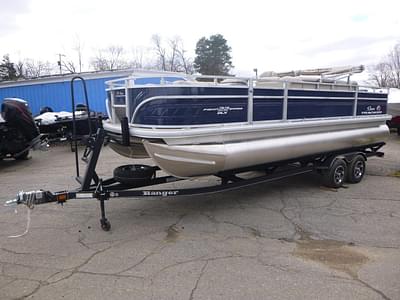 BOATZON | Sun Tracker Fishin Barge 22 DLX 2025