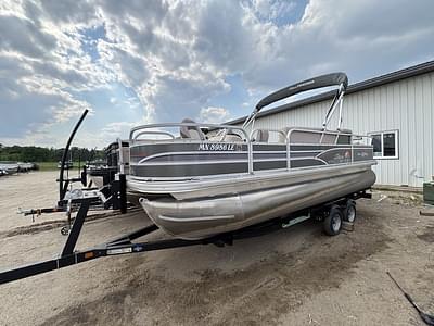 BOATZON | Sun Tracker FISHIN BARGE 22 DLX 90HP BUNK TRAILER 2015