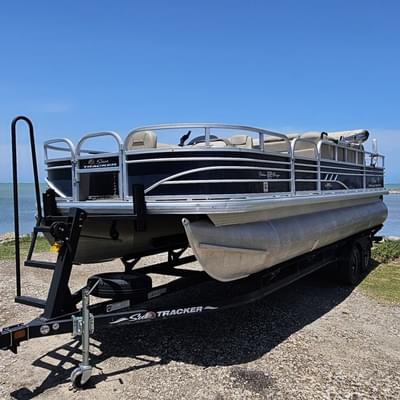 BOATZON | Sun Tracker Fishin Barge 22 DLX w 2023 Mercury 150 2023 BOATZON | Sun Tracker Fishin Barge 22 DLX w 2023 Mercury 150 2023