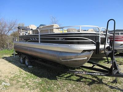BOATZON | Sun Tracker FISHING BARGE 20DLX BOATZON | Sun Tracker FISHING BARGE 20DLX