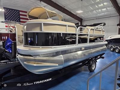 BOATZON | Sun Tracker Party Barge 16 DLX 2025 BOATZON | Sun Tracker Party Barge 16 DLX 2025