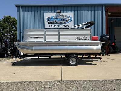 BOATZON | Sun Tracker Party Barge 16 DLX 2026 BOATZON | Sun Tracker Party Barge 16 DLX 2026