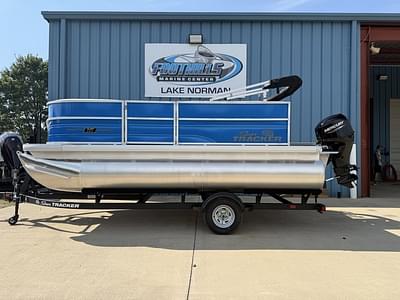BOATZON | Sun Tracker Party Barge 16 DLX 2026 BOATZON | Sun Tracker Party Barge 16 DLX 2026