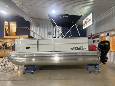BOATZON | Sun Tracker Party Barge 16 DLX 2026 BOATZON | Sun Tracker Party Barge 16 DLX 2026