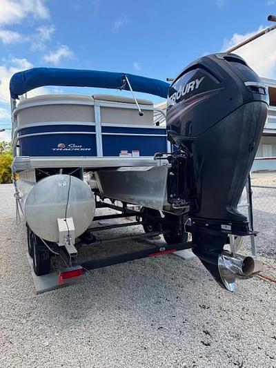 BOATZON | Sun Tracker Party Barge 18 DLX 2018 BOATZON | Sun Tracker Party Barge 18 DLX 2018