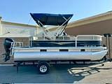 BOATZON | Sun Tracker Party Barge 18 DLX 2021