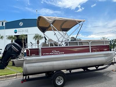 BOATZON | 2023 Sun Tracker Party Barge 18 DLX BOATZON | 2023 Sun Tracker Party Barge 18 DLX