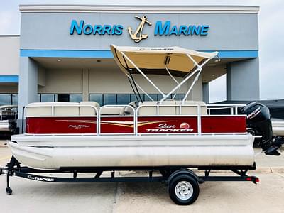 BOATZON | Sun Tracker Party Barge 18 DLX 2025