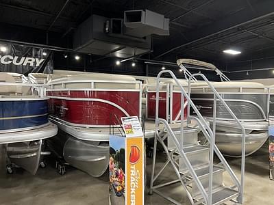 BOATZON | Sun Tracker Party Barge 20 DLX 2024