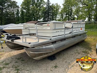BOATZON | 2008 Sun Tracker PARTY BARGE 200 Classic Series