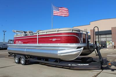 BOATZON | Sun Tracker Party Barge 22 DLX 2025