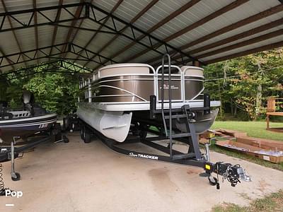 BOATZON | Sun Tracker Party Barge 22 DLX BOATZON | Sun Tracker Party Barge 22 DLX