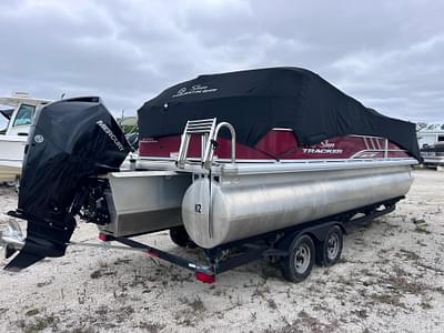 BOATZON | Sun Tracker Party Barge 22 RF XP3 2022