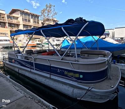 BOATZON | Sun Tracker Party Barge 24 DLX