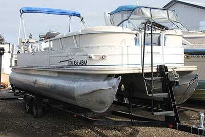 BOATZON | Sun Tracker Party Barge 25 2004