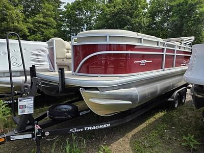 BOATZON | Sun Tracker PB 20 DLX 2025
