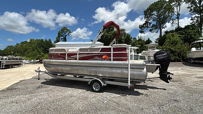 BOATZON | Sun Tracker SUN TRACKER 2014