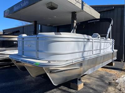 BOATZON | SunCatcher Select 322RC 2025 BOATZON | SunCatcher Select 322RC 2025