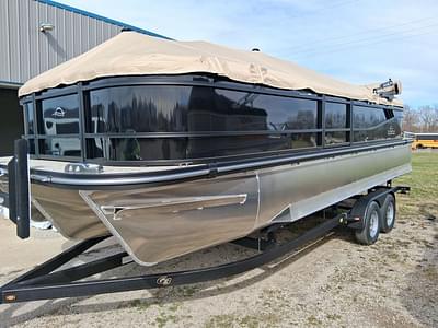 BOATZON | SunCatcher Select 324RC 2025 BOATZON | SunCatcher Select 324RC 2025