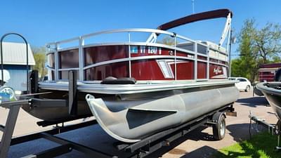 BOATZON | SunChaser 18 Fish 2022