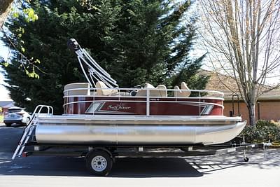 BOATZON | SunChaser 18 Vista Fish Pontoon 2024