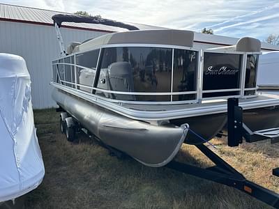 BOATZON | SunChaser 22 FISH TRIPLE 150HP BUNK TRAILER 2025