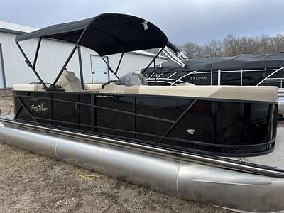 BOATZON | SunChaser 22 LR DH 115HP VMAX TRAILER 2024