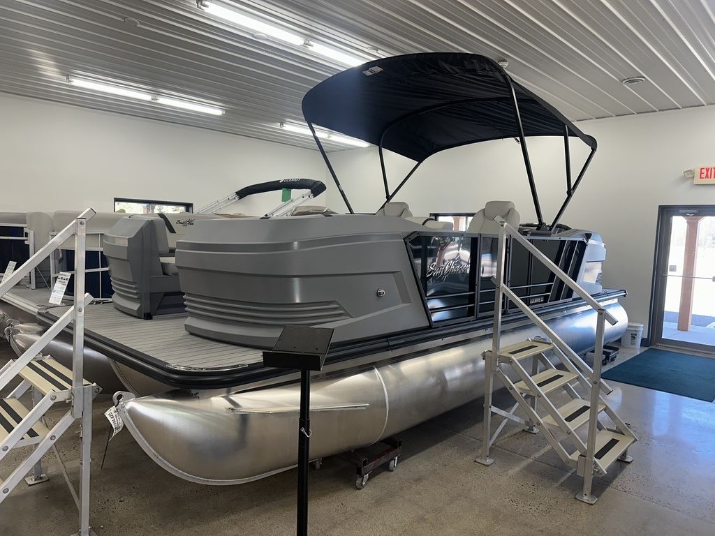 2025 SunChaser 22 LR DH SPORT TRIPLE TOON 150HP BUNK TRAILER - Sold Boat