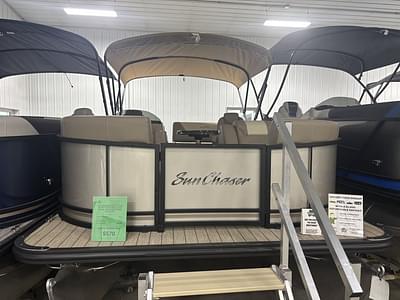 BOATZON | SunChaser 22 SB DH 150HP LEGS BUNK TRAILER DEMO 2025