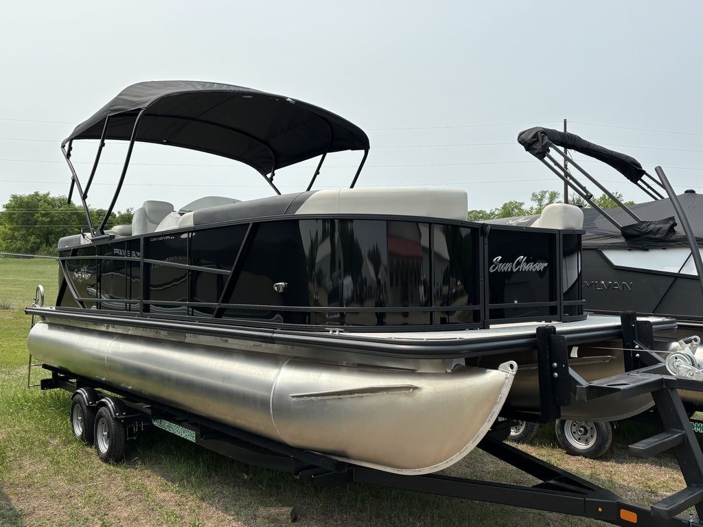 2025 SunChaser 24 LR DH 150HP BUNK TRAILER - Sold Boat