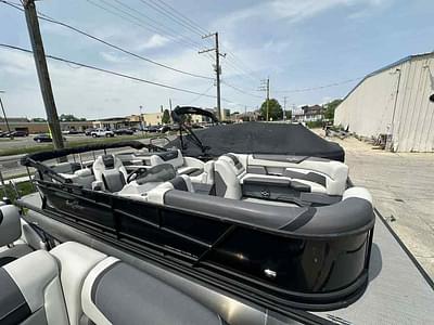 BOATZON | SunChaser 24 LR PSB 2023 BOATZON | SunChaser 24 LR PSB 2023