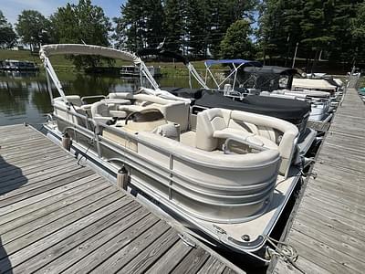 BOATZON | SunChaser 8520 Lounger DH 2016