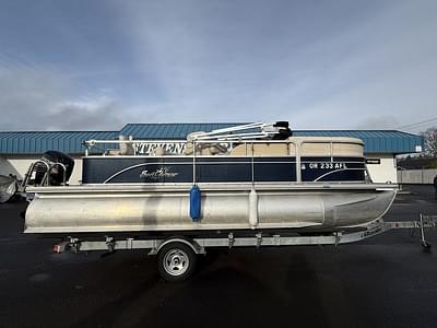 BOATZON | SunChaser Classic 8520 2016