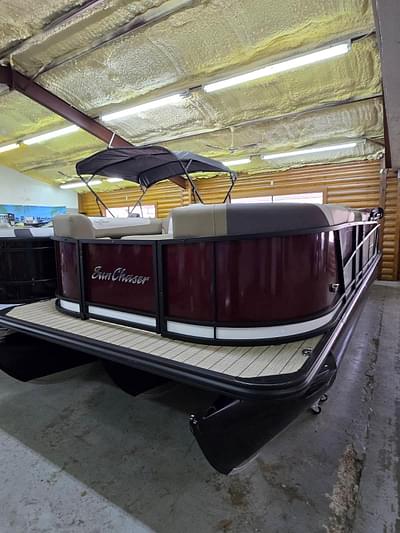 BOATZON | SunChaser Eclipse 23 SBX DH 2025 BOATZON | SunChaser Eclipse 23 SBX DH 2025