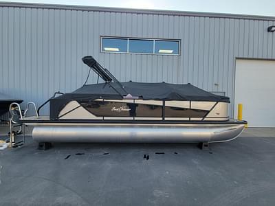 BOATZON | SunChaser Eclipse 8523 LR DH 2022 BOATZON | SunChaser Eclipse 8523 LR DH 2022