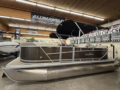 BOATZON | SunChaser Geneva 20 LR PSB 2023