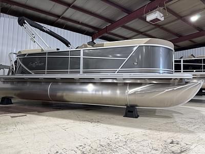 BOATZON | SunChaser Geneva 20 LR PSB Triple 2026