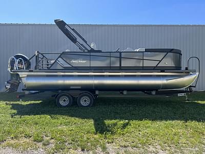 BOATZON | SunChaser Geneva 23 SB Full Triple w Trailer 2024