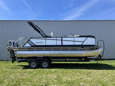 BOATZON | SunChaser Geneva Sport 21 SB DH Full Triple w Trailer 2024