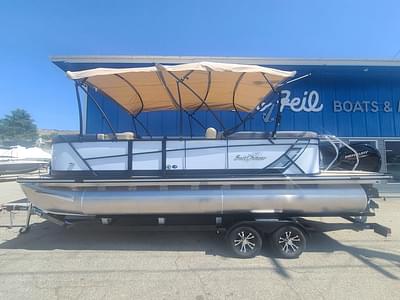 BOATZON | SunChaser Geneva Sport 23 LR PSB 2025