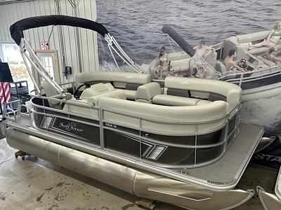 BOATZON | SunChaser Vista 16 LR 2025 BOATZON | SunChaser Vista 16 LR 2025