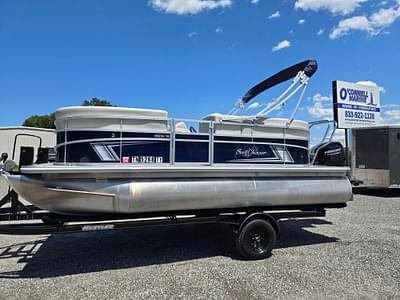 BOATZON | 2023 SunChaser Vista 18 LR BOATZON | 2023 SunChaser Vista 18 LR
