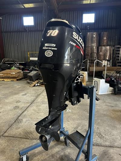 BOATZON | Suzuki Outboard Motor DF70A 4 Stroke 2013 BOATZON | Suzuki Outboard Motor DF70A 4 Stroke 2013